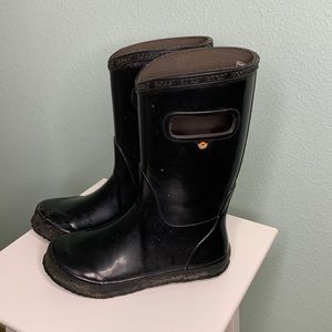Boys Bogs rain boots